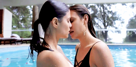 Lesbians Making Out In Pool