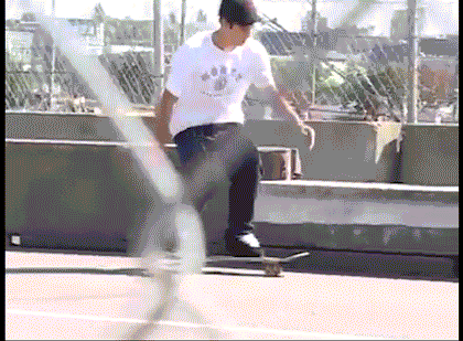 noah cyrus skateboarding