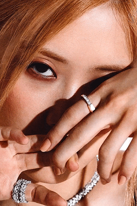 행복지수 103% — ROSÉ ✴︎ Tiffany & Co.