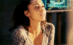 Lindsey Morgan Gifs