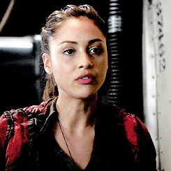 Lindsey Morgan Gifs