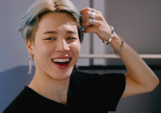 BTS's Jimin shows off his delicate yet powerful, shy yet daring
