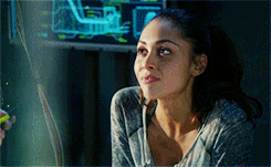 Lindsey Morgan Gifs