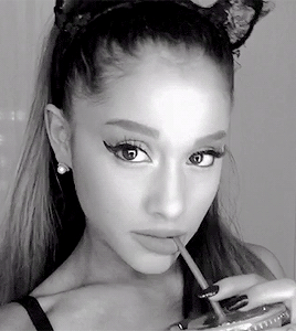 arianagrandefangay: