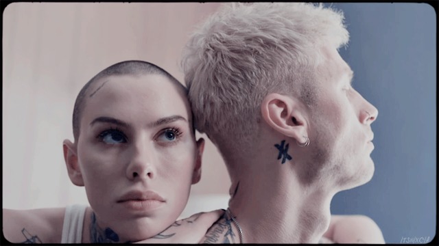 Machine Gun Kelly joined by girlfriend Megan Fox for tattoo session | Metro  News