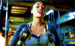 Lindsey Morgan Gifs