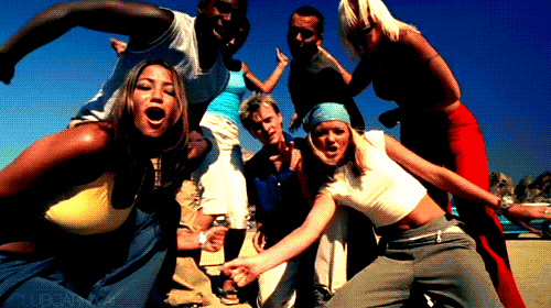 S Club 7 fans 'absolutely raging' as just one member performs at