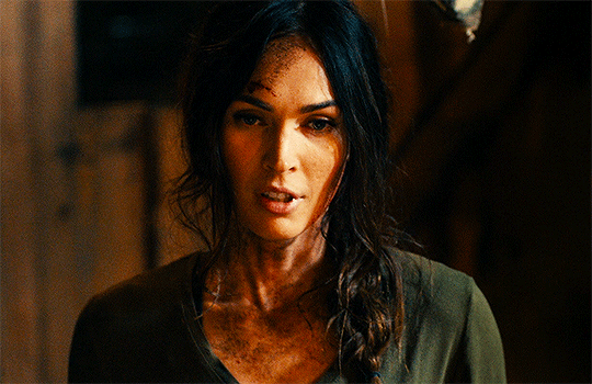THE LAST ACTION HEROES — Megan Fox in ROGUE (2020) dir. M.J. Bassett