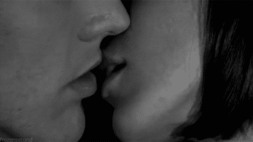 Tumblr sexy kiss